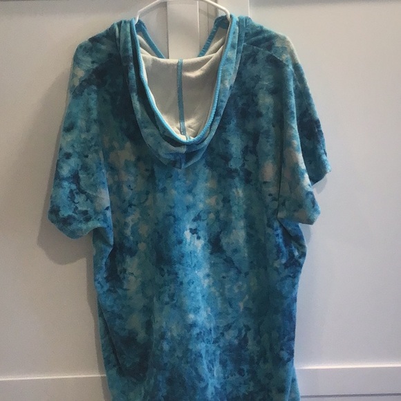Lands’ End Blue Swim cover up - Picture 2 of 4